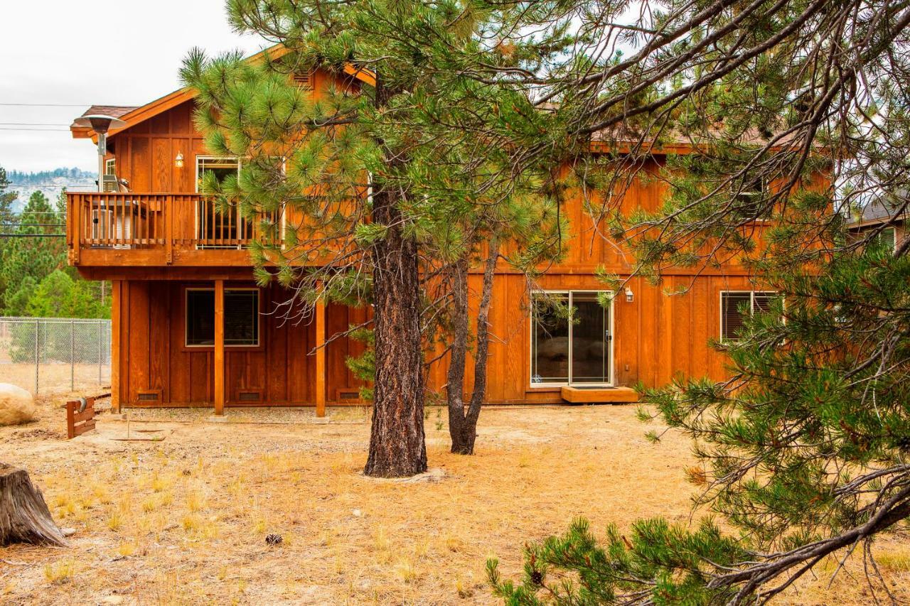 5-Star Luxury Tahoe Cabin! Great Location! Pool Table!Darts! Poker! Ping Pong! Games! South Lake Tahoe Dış mekan fotoğraf